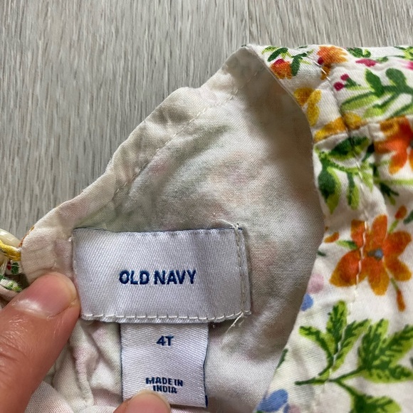 Girl Dresses, Size T4 - Picture 5 of 8